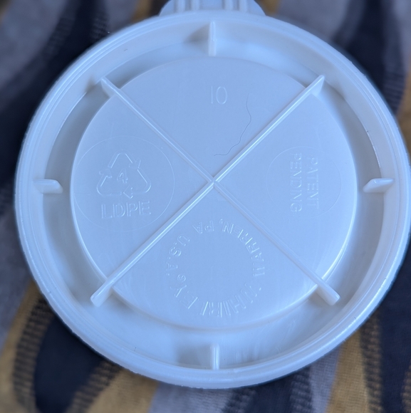 Fall 1995 Chip & Dale Disney Reusable Cup Travel Cup - Picture 6 of 8